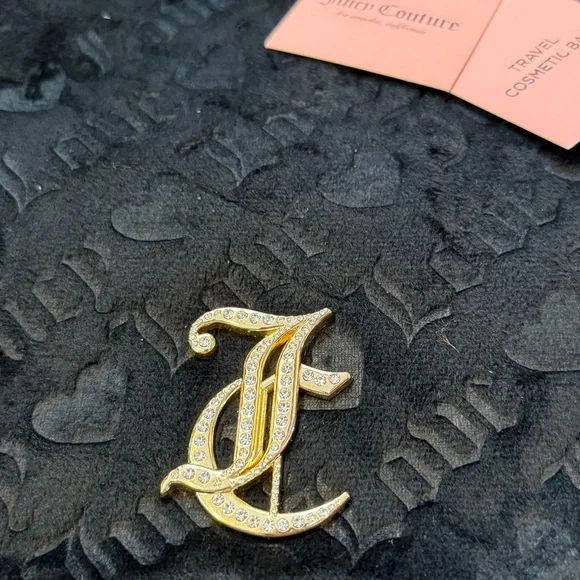 Juicy Couture Hanging Cosmetic Bag - Picture 3 of 5